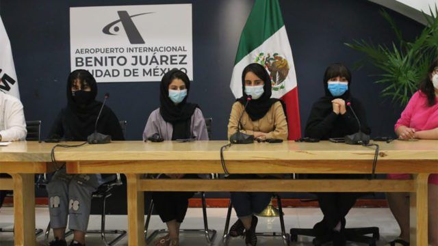 México recibe a primeras refugiadas afganas