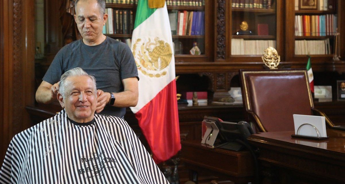La única persona que ‘le toma el pelo’ a López Obrador