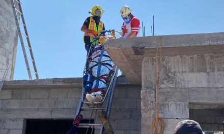 Hombre recibe descarga eléctrica cuando realizaba trabajos de albañilería en Saltillo