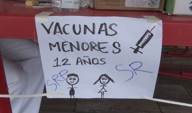Realiza IMSS jornada de vacunación en centros comerciales