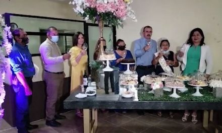 https://rcgmedia.mx/articulo/coronan-reinas-de-adultos-mayores-en-coahuila/