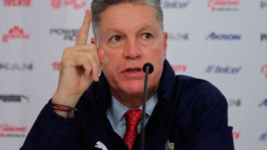 ‘Chivas saldrá de esta cueste lo que cueste’, asegura Ricardo Peláez