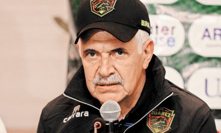 ‘Tuca’ Ferretti arremete contra el América por ‘ayudas’ del árbitro