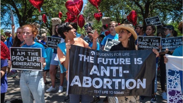 Ofrecen en Texas 10 mil dólares a quien denuncie un aborto