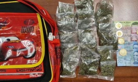 Papás usaban a su hijo de 4 años para vender droga en Estado de México