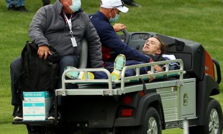 ¡Tom Felton se desmaya en pleno juego de golf!