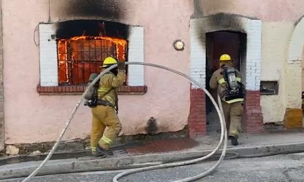 Caen incendiarios de vivienda en Zona Centro de Saltillo