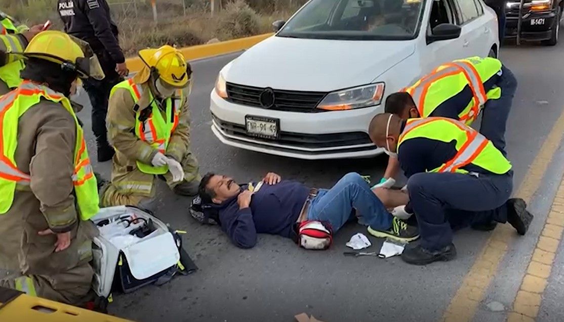 Atropellan a ciclista al norte de Saltillo; cruza bulevar sin precaución