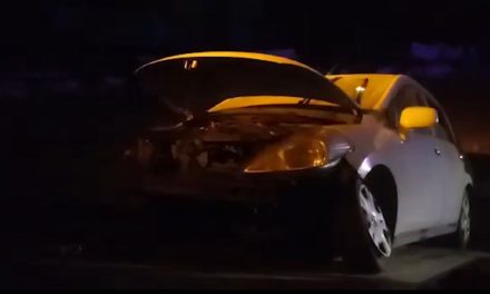 Hombre se sale del camino a la altura de DeAcero por desplazarse a toda velocidad