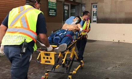 Apuñalan y dejan grave a joven en riña al poniente de Saltillo