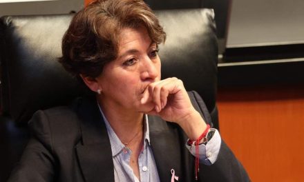 Multan a Morena por los ‘diezmos’ a Delfina Gómez