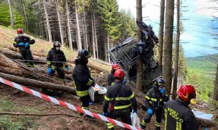 Raptan a niño israelí que sobrevivió al accidente de teleférico en Italia