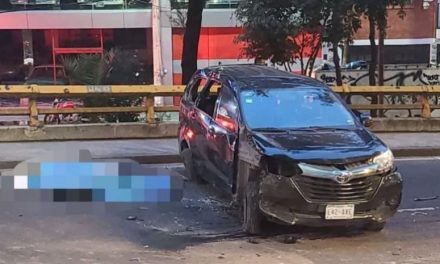 A exceso de velocidad fallece conductor en terrible accidente en CDMX (video)