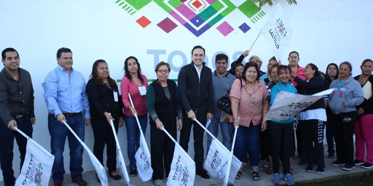 Manolo Jiménez cumple compromiso con Centros Comunitarios en Saltillo