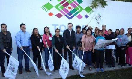 Manolo Jiménez cumple compromiso con Centros Comunitarios en Saltillo