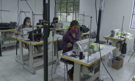 DIF Ramos Arizpe elabora más de 200 mil cubrebocas para la población