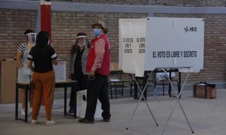 Morena propone multar a quien no vote en Coahuila