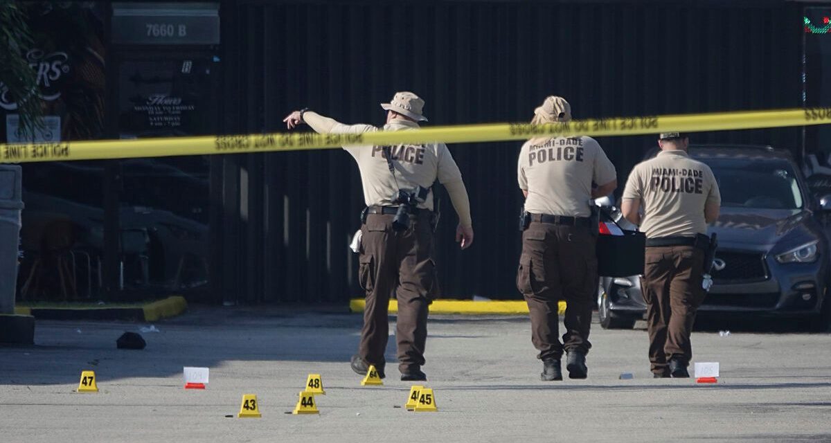 ‘Estoy listo para la batalla’ dijo hombre antes de tiroteo que dejó cuatro personas sin vida, entre ellos un bebé en Florida