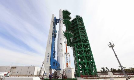 Surcorea lanza un cohete al espacio, pero no llega a la órbita
