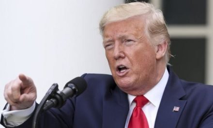 Migrantes de Haití probablemente tienen sida, asegura Donald Trump
