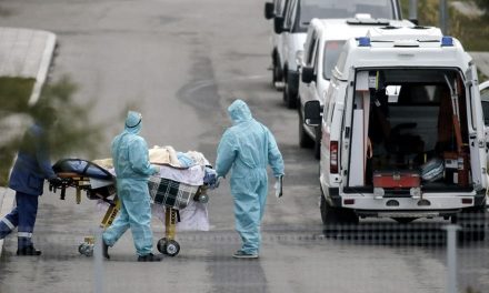 Rusia registra nuevo máximo de muertes por covid-19 con 890 fallecimientos en 24 horas