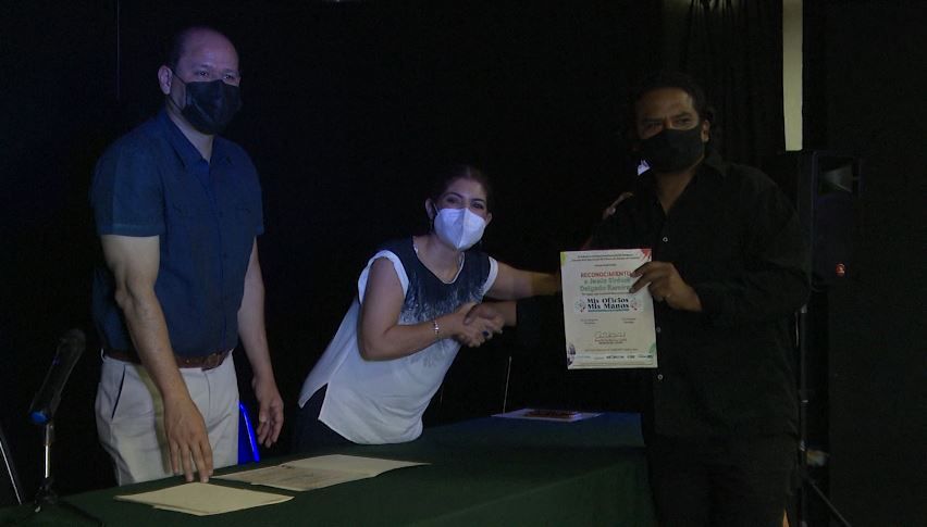 Entrega Cultura Premio Estatal de Artesanías