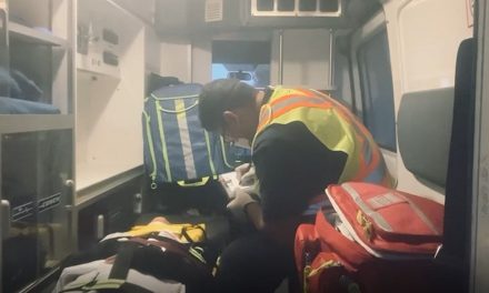 Mujer queda lesionada en accidente de moto al poniente de Saltillo