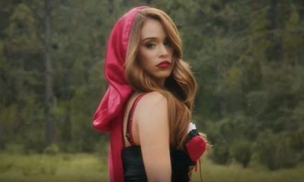 Yanet García se adelanta a Halloween y se disfraza de sexy Caperucita Roja