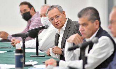 Secretario de Educación de Coahuila es intubado por Covid-19