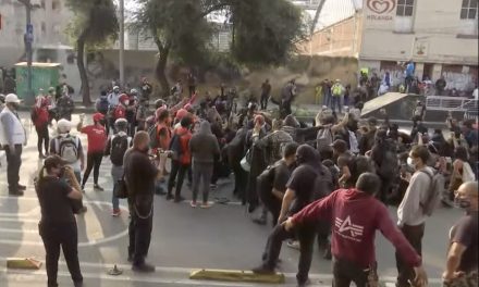 Marcha del 2 de octubre deja tres policías lesionados en CDMX