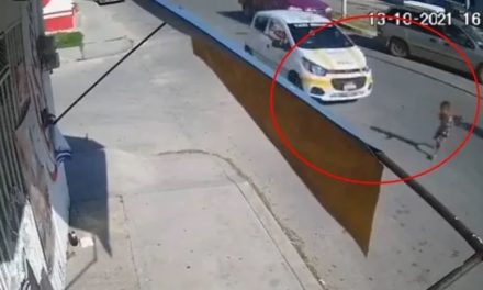 Atropella y mata a pequeño de tres años; conductor se da a la fuga en Quintana Roo (video sensible)