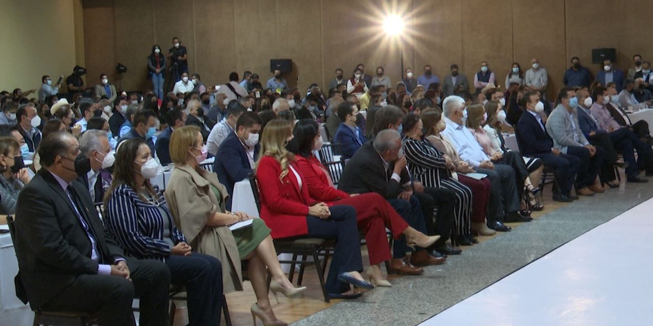 Capacitan a alcaldes electos de Coahuila