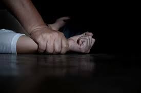 Mecánico de Piedras Negras viola, golpea a una mujer de 20 años y le provoca que pierda a su bebé