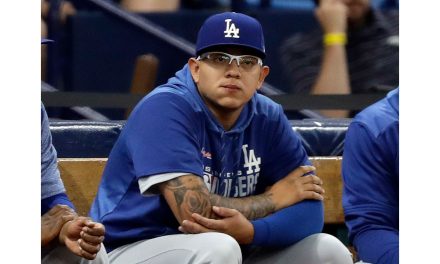 De último momento Dodgers decide que Julio Urías no abrirá el quinto juego contra Gigantes