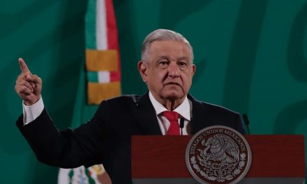 ‘Es legal, pero inmoral’; AMLO habla de las fotos de Lozoya en restaurante