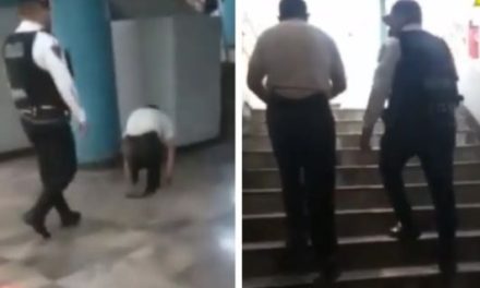 Supuesto discapacitado que pedía dinero en el metro camina ‘milagrosamente’