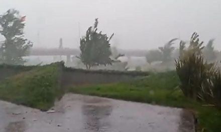 Sorprende fuerte tormenta a Saltillo