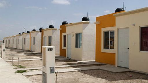 Infonavit remata 60 casas en Saltillo