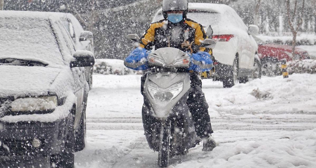 Tormenta invernal paraliza China