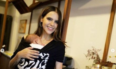 Sorprende apariencia de Yuya a un mes de ser madre