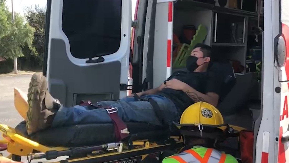Hombre derrapa y cae de su moto al poniente de Saltillo