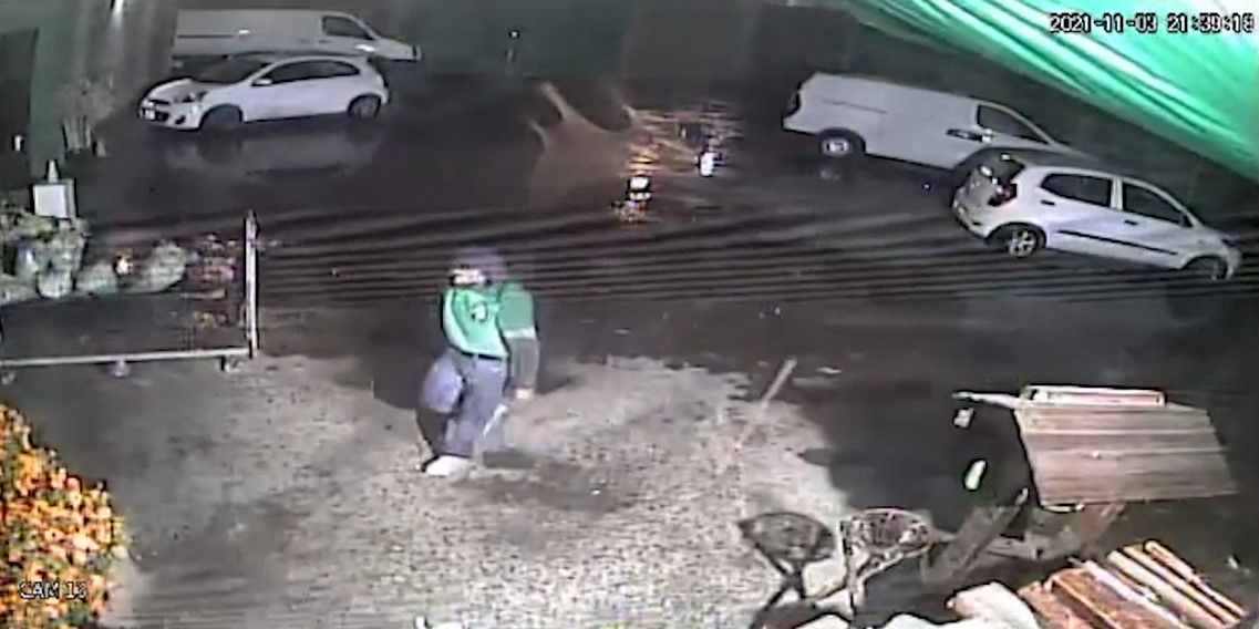 Ventanean a ladrón de la Zona Centro; difunden video del atraco