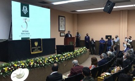 Rector de la Narro rinde su Tercer Informe en Saltillo