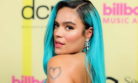 Así festejó Karol G su premio a ‘Mejor Interpretación de Reggaetón’ en los Latín Grammys