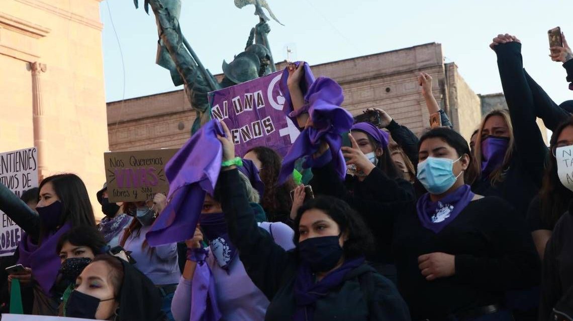 Siete delitos contra mujeres aumentan durante sexenio de AMLO