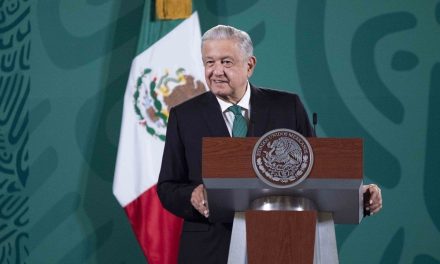 ‘Sigan descansando en paz’; así fue el mensaje de AMLO por el Día de Muertos