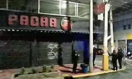 A lo Rosita Alvírez, mujer se niega a bailar con galán y muere en bar de Neza