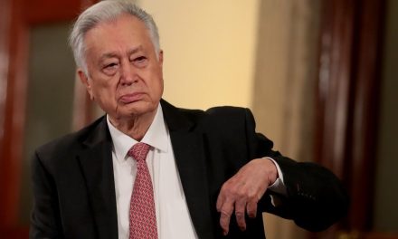 Bartlett afirma que los dueños del PAN pactaron con Salinas en elecciones del 88