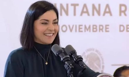 Vilchis defiende el ‘quién es quién en las mentiras’; acusa a ‘conservadores’ de inventar notas