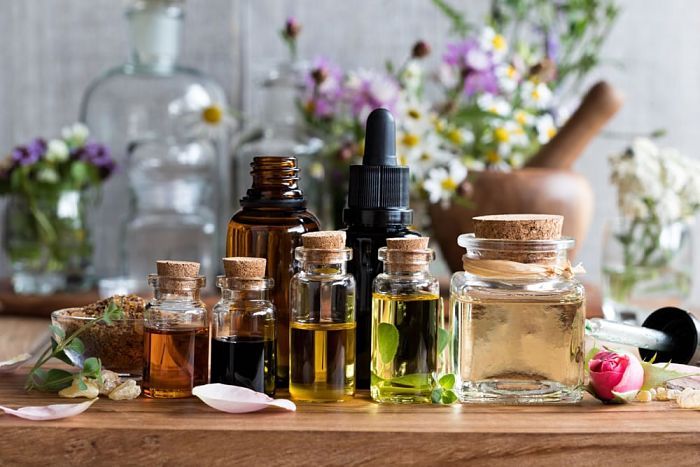 ¿Te gusta usar aceites esenciales? Estos son algunos de sus beneficios